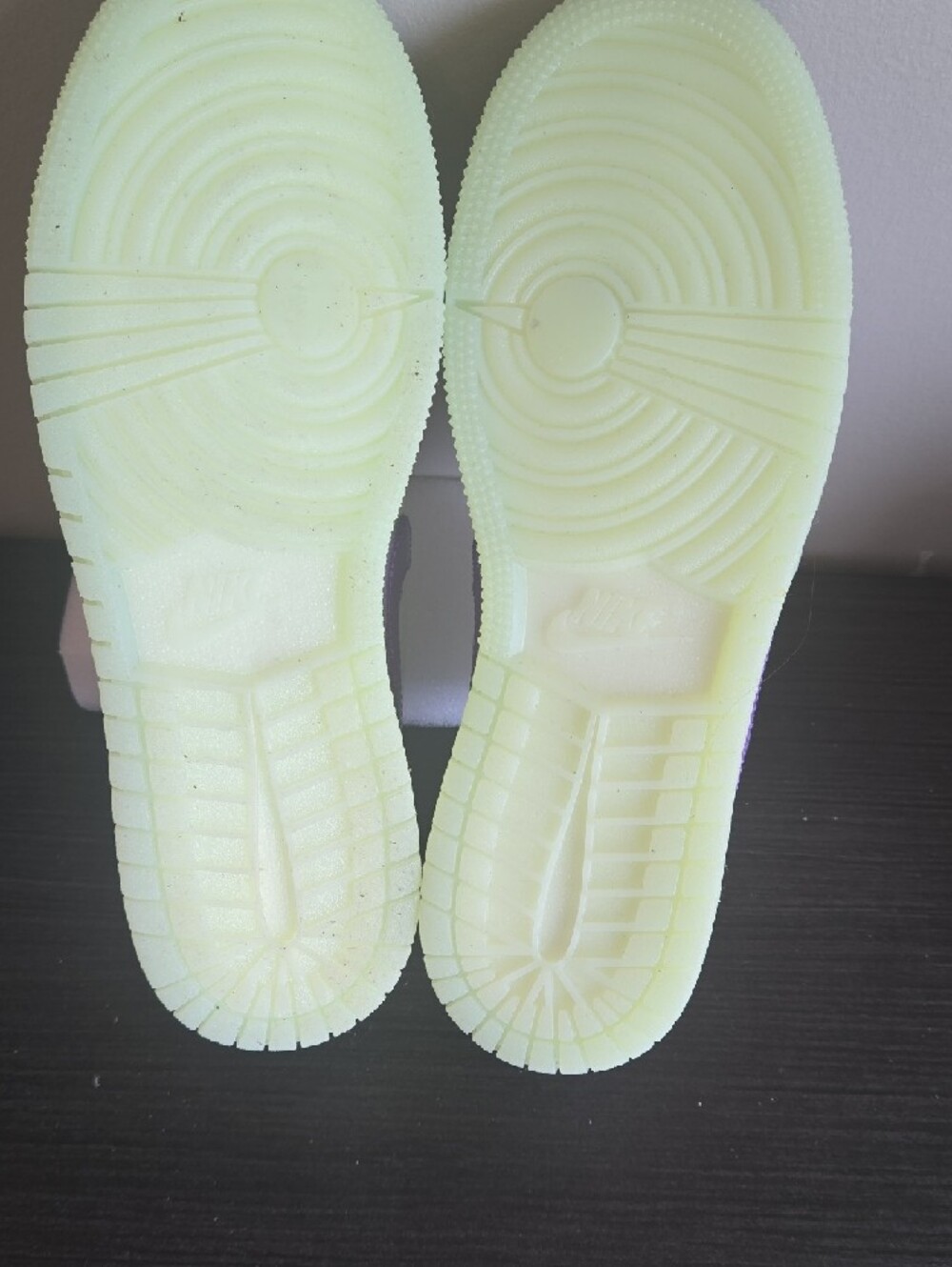 Nike Jordan "Glow In The Dark" Size 6 Youth-7.5 Women NEW - Picture 8 of 10